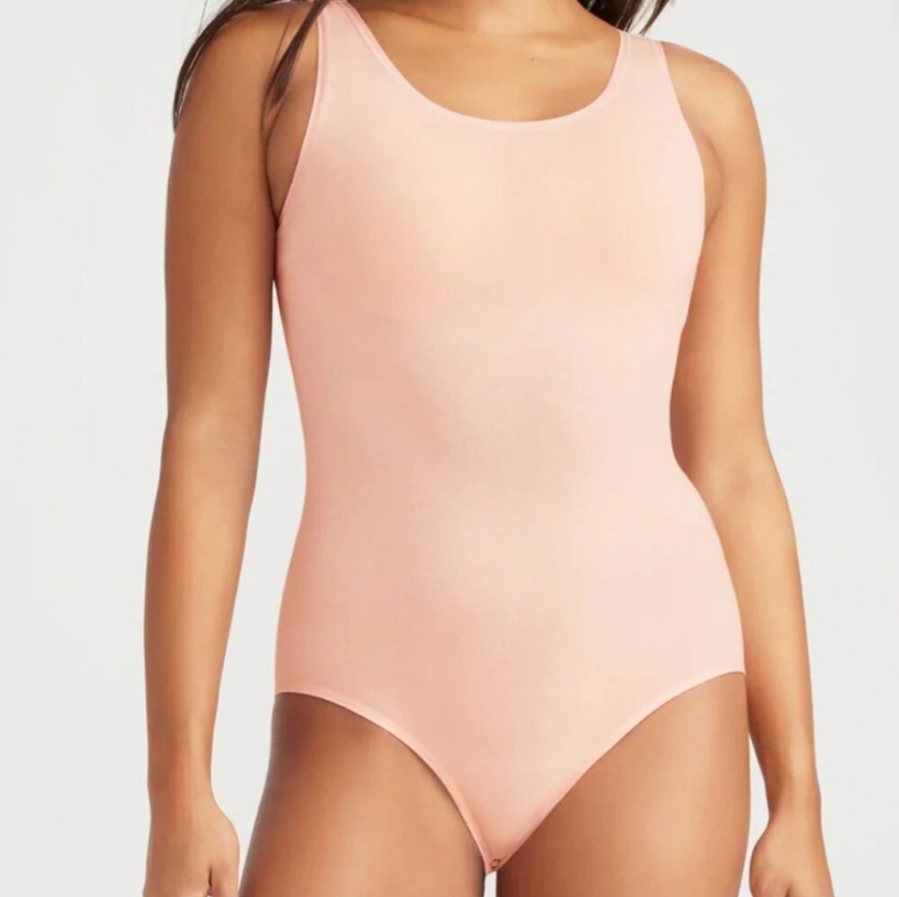 Yummie Ruby Shaping Full Back Bodysuit Peach Women's Sz S/M